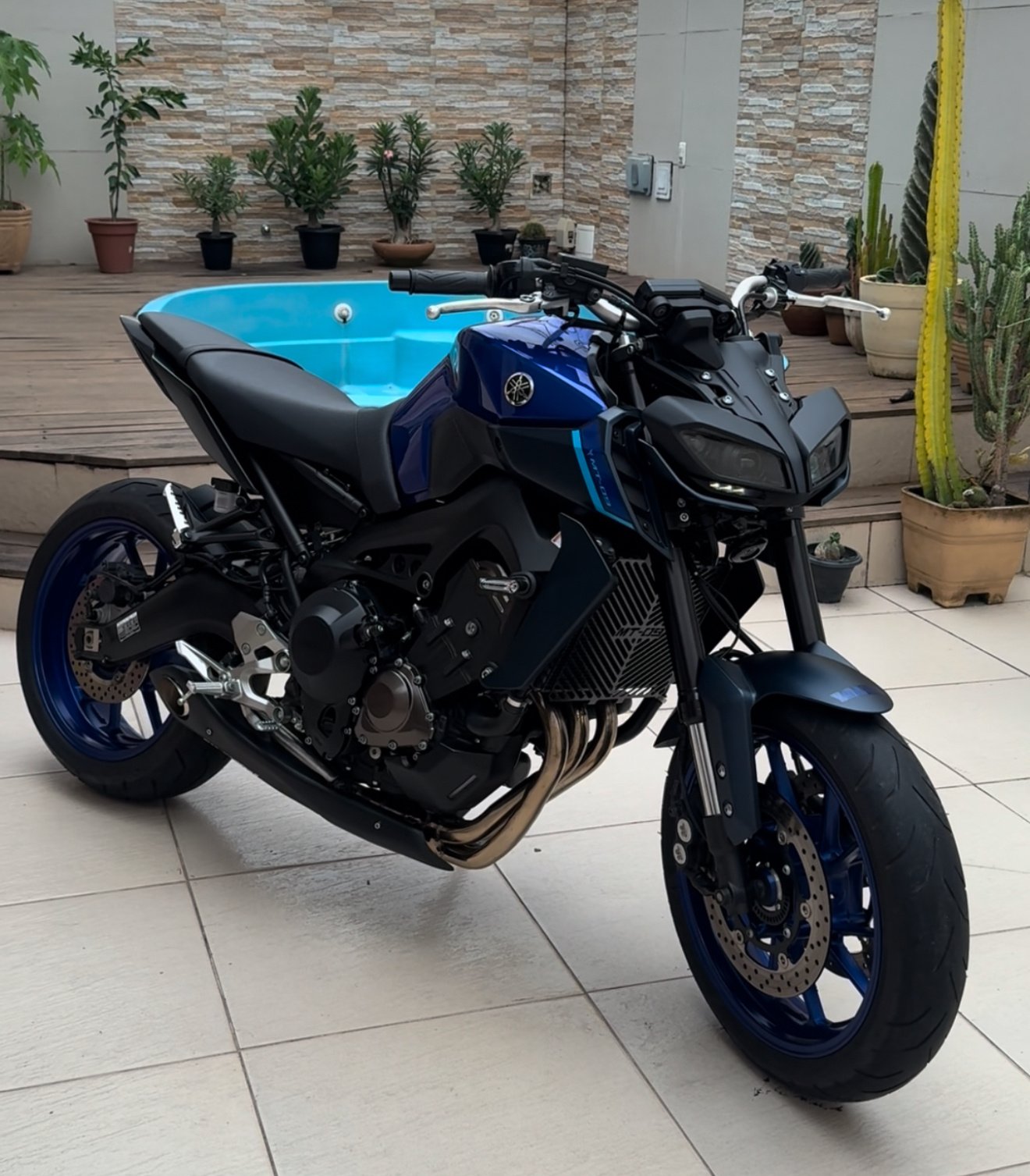 YAMAHA MT-09 OU 35 MIL NO PIX 